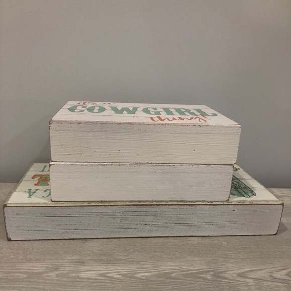 2/$20 - Cute Decor Signs - Picture 7 of 7